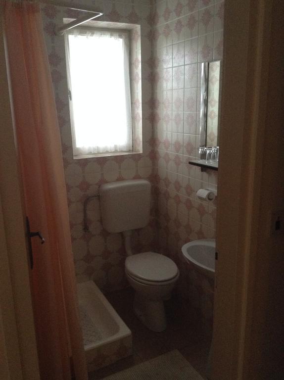 Apartment Biserka Barbat na Rabu Экстерьер фото