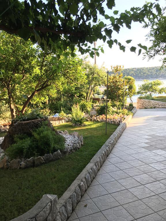 Apartment Biserka Barbat na Rabu Экстерьер фото