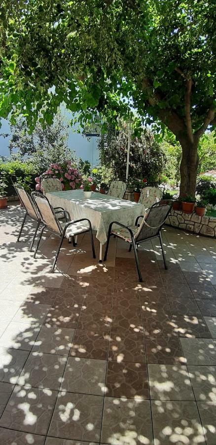 Apartment Biserka Barbat na Rabu Экстерьер фото